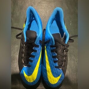 Nike HyperVenom Soccer Cleats Vibrant Blue Black Bright Yellow Swoosh Sz 5.5 Y